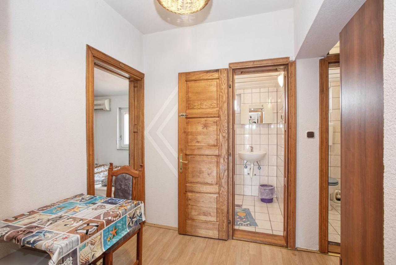 Apartments And Rooms With Parking Space Biograd Na Moru, Biograd - 6219 Exterior photo